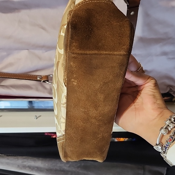 Coach Mini Soho - Picture 9 of 15